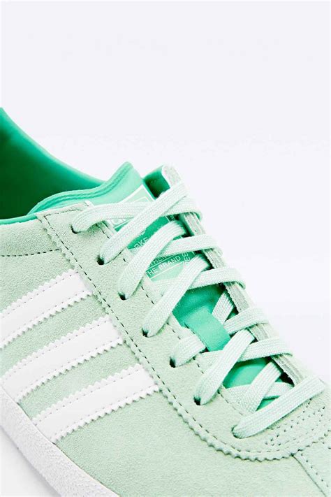 adidas mint grpün schuhe|Adidas green shoes men.